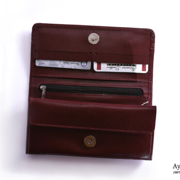 women leather brown 1 DSC 20521